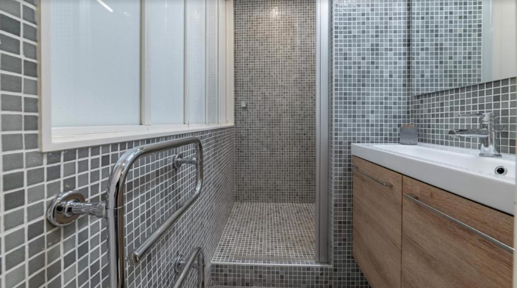 شقة Midoon Guest - Duplex D'Architect Paris 10Eme المظهر الخارجي الصورة